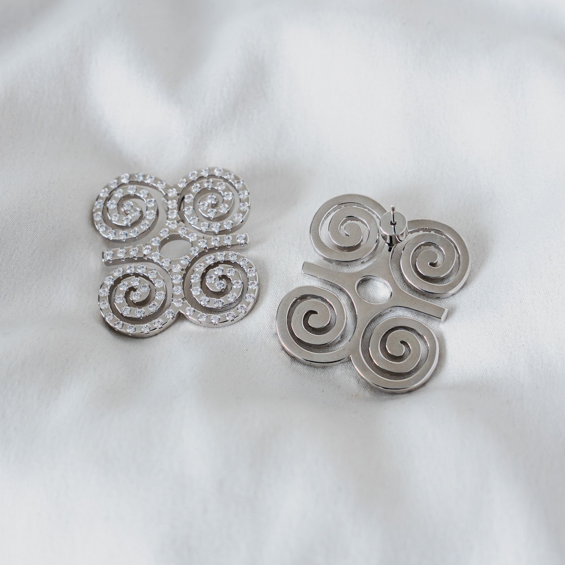 Dwennimmen Pavé Earrings