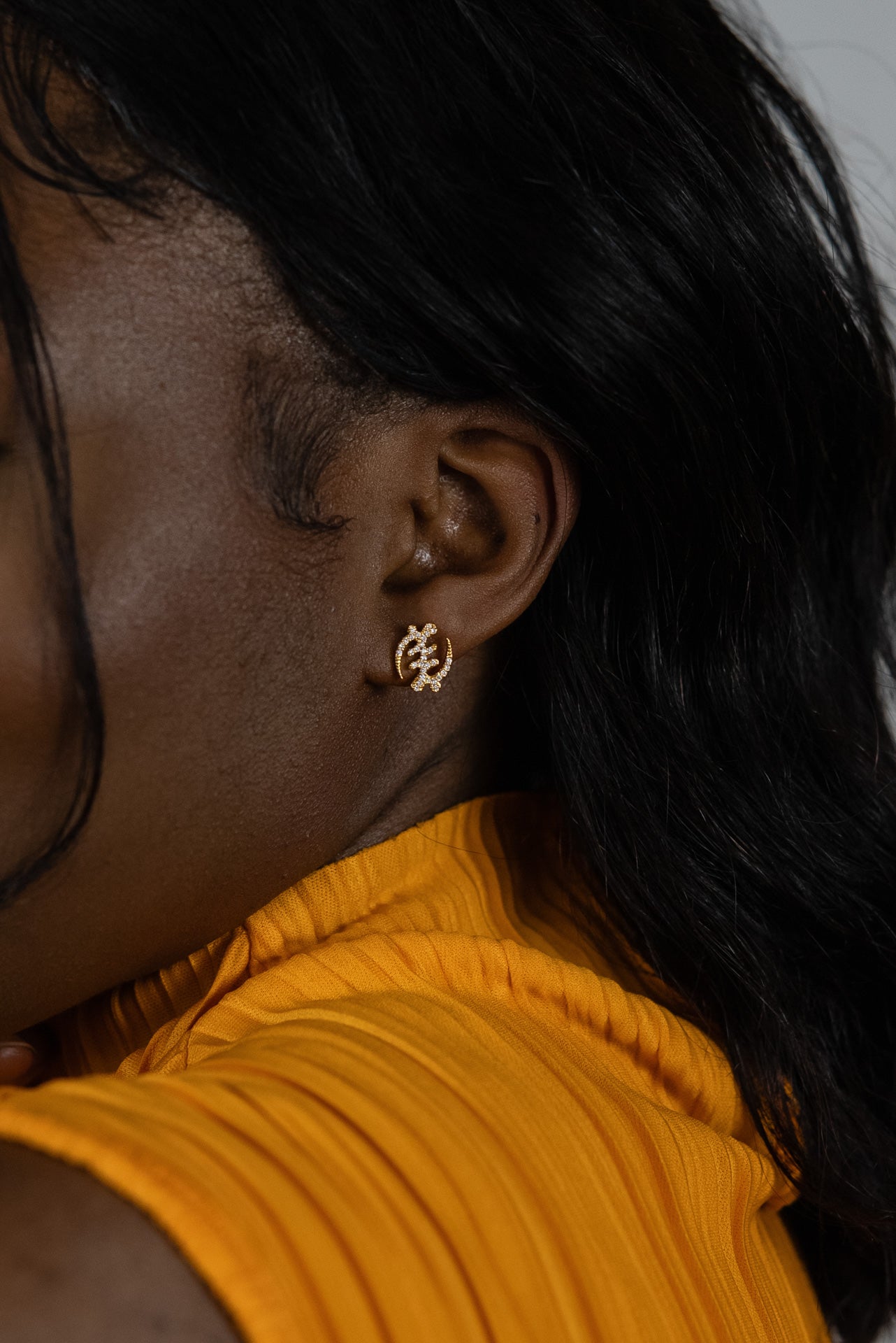Gye Nyame Pavé Earrings (mini)